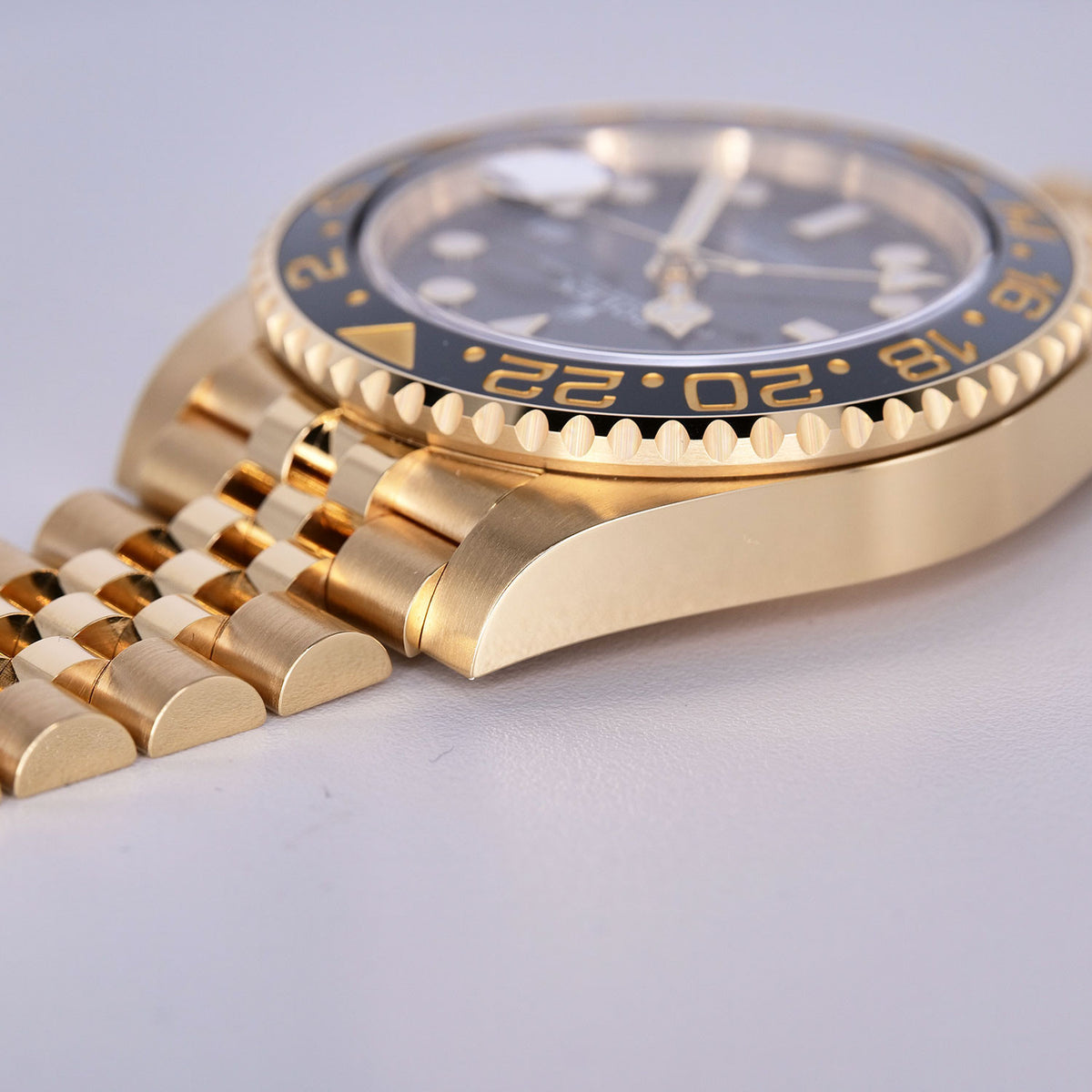 SÅLD - BEGAGNAD Rolex GMT-Master II 126718GRNR