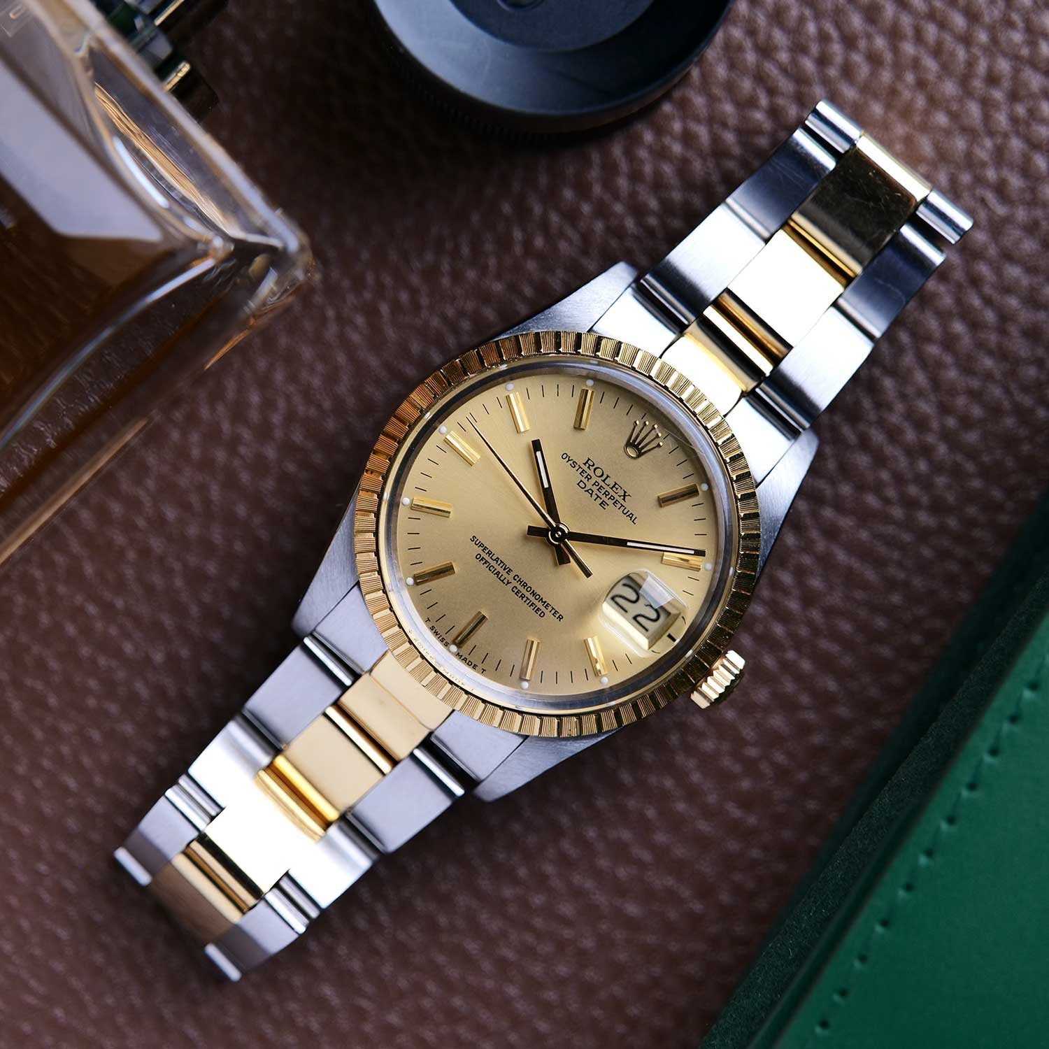 PRE-OWNED Rolex Oyster Perpetual Date 15053