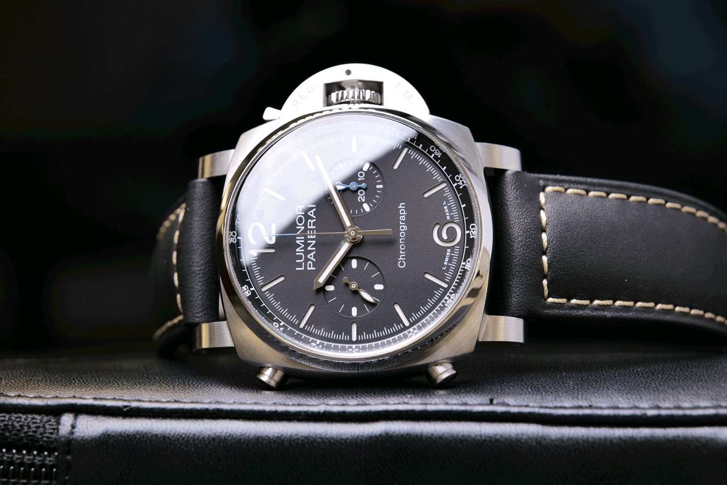 PRE-OWNED Panerai Luminor Chrono PAM01109