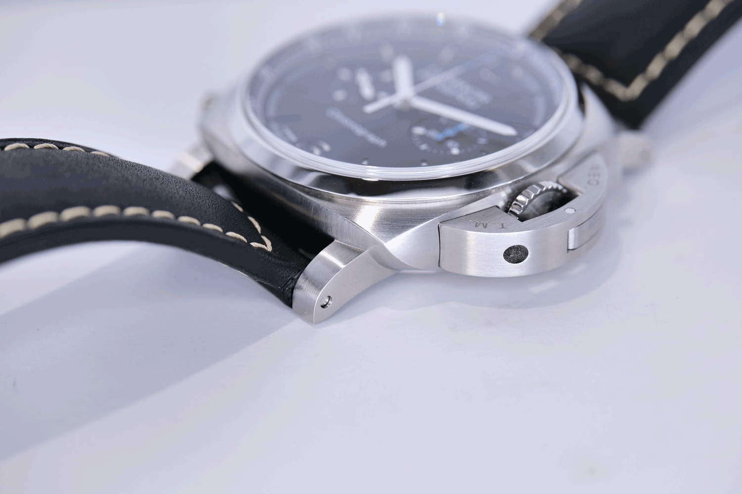 PRE-OWNED Panerai Luminor Chrono PAM01109