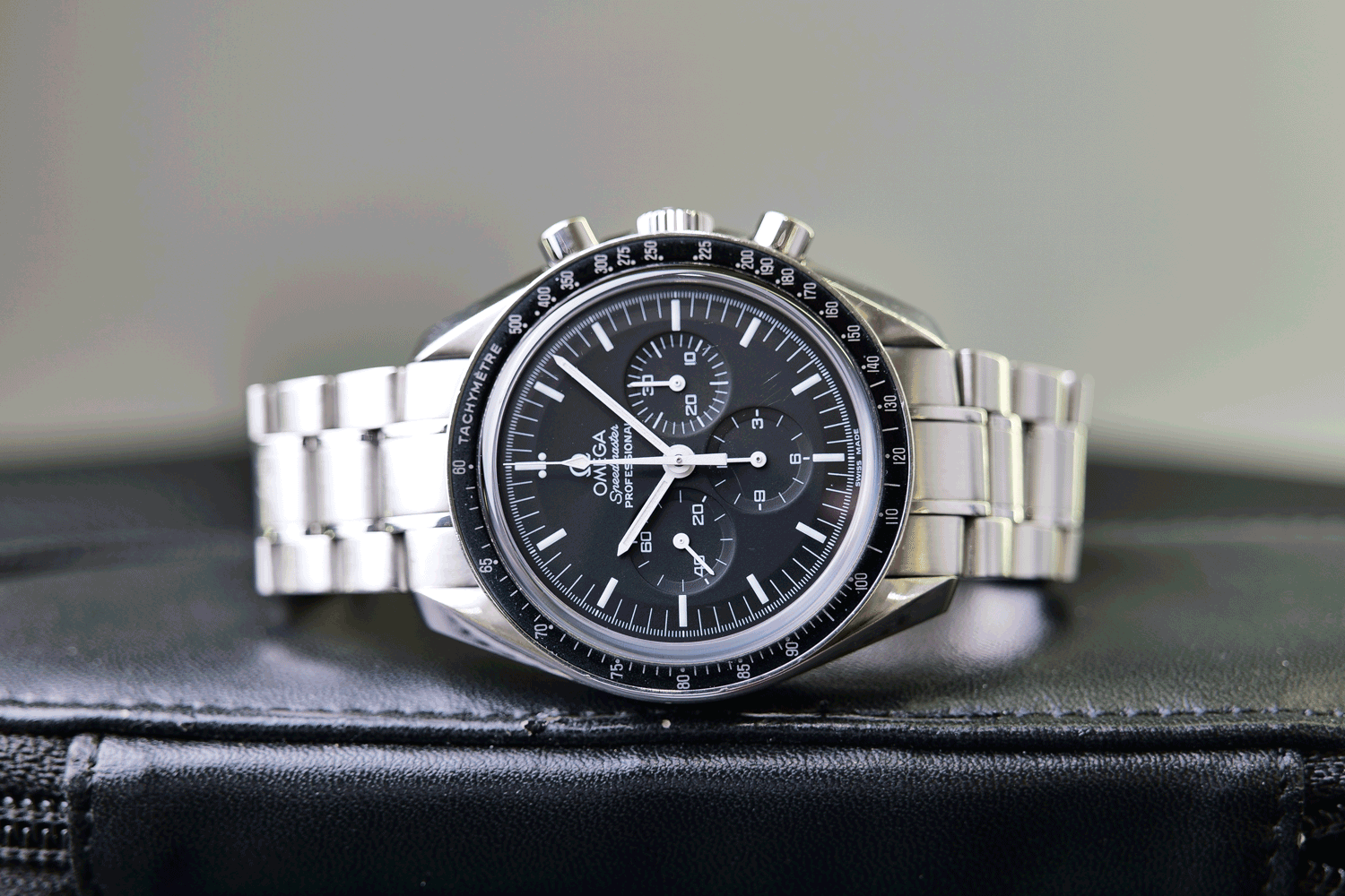 BEGAGNAD Omega Speedmaster Moonwatch Professional 35735000