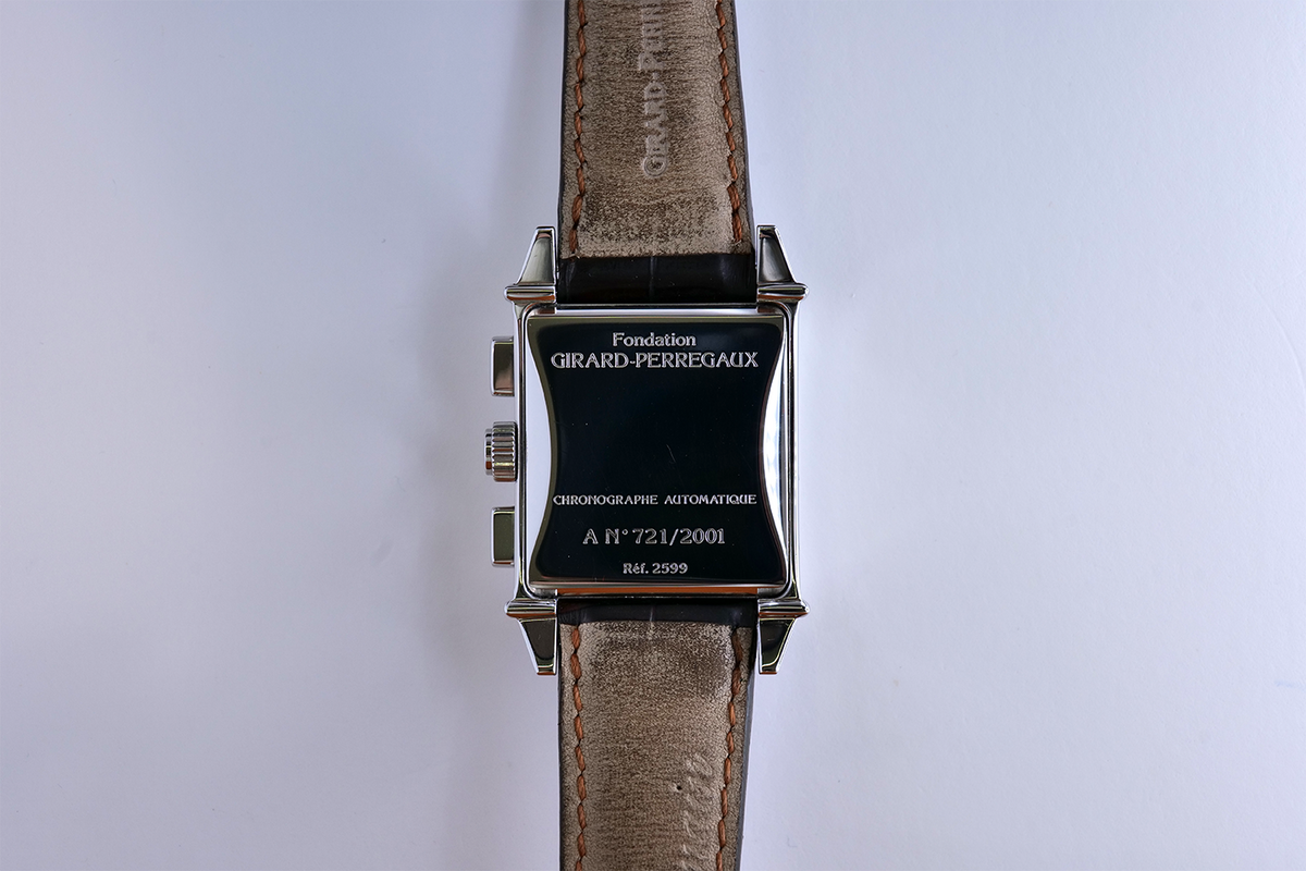 PRE-OWNED Girard-Perregaux 1945 25990.0.11.8186