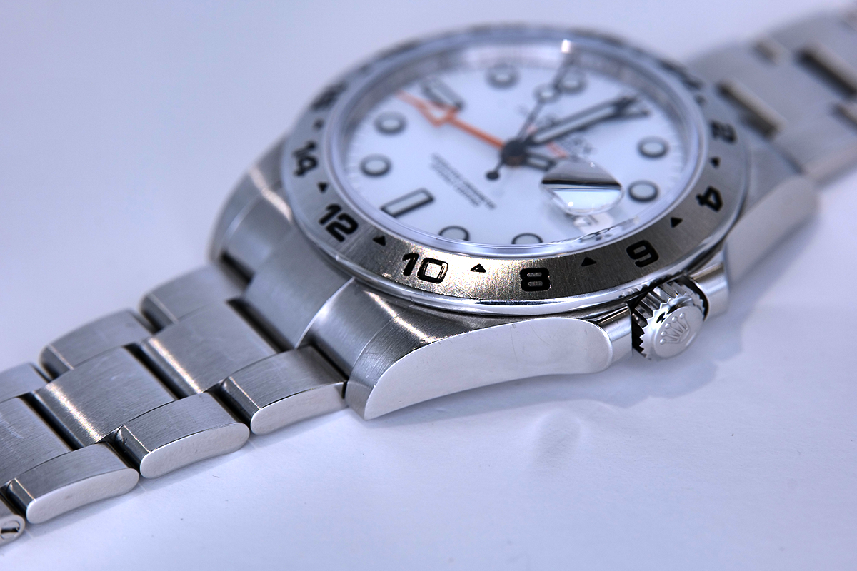 PRE-OWNED Rolex Explorer II 216570