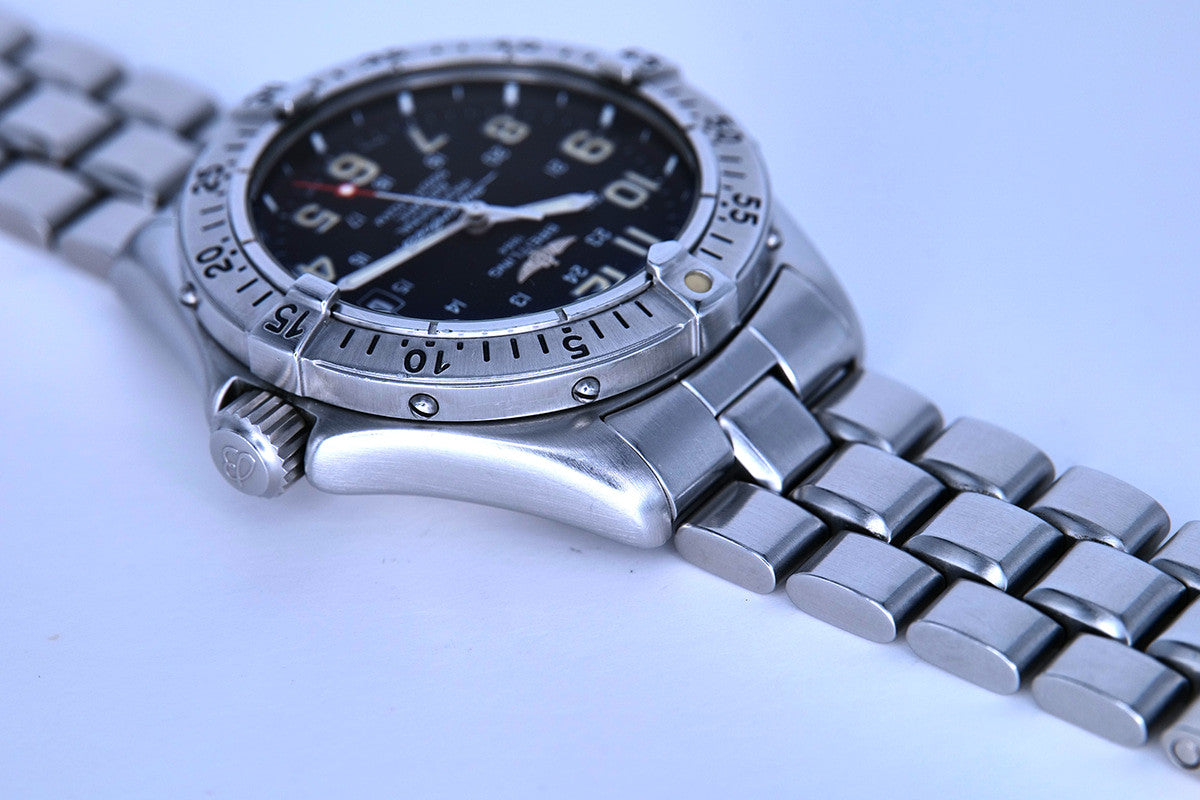 PRE-OWNED Breitling Superocean A17045