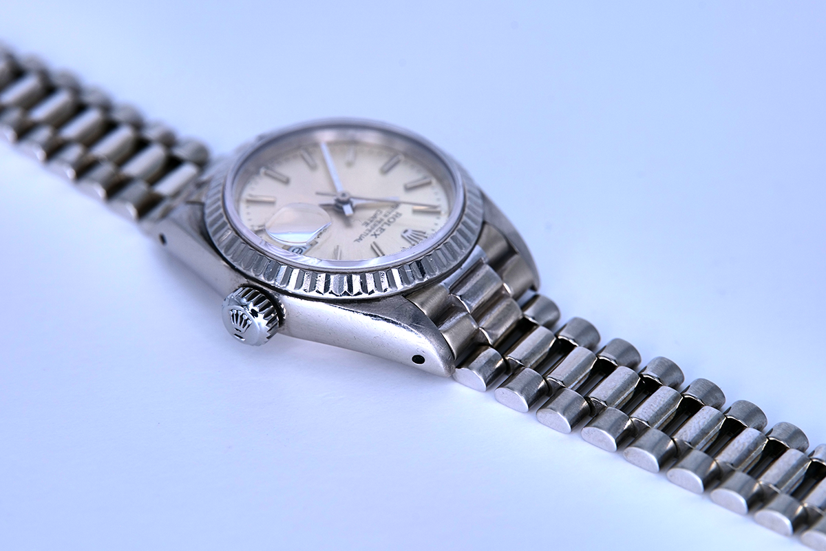 PRE-OWNED Rolex Lady-Date Silver 69179
