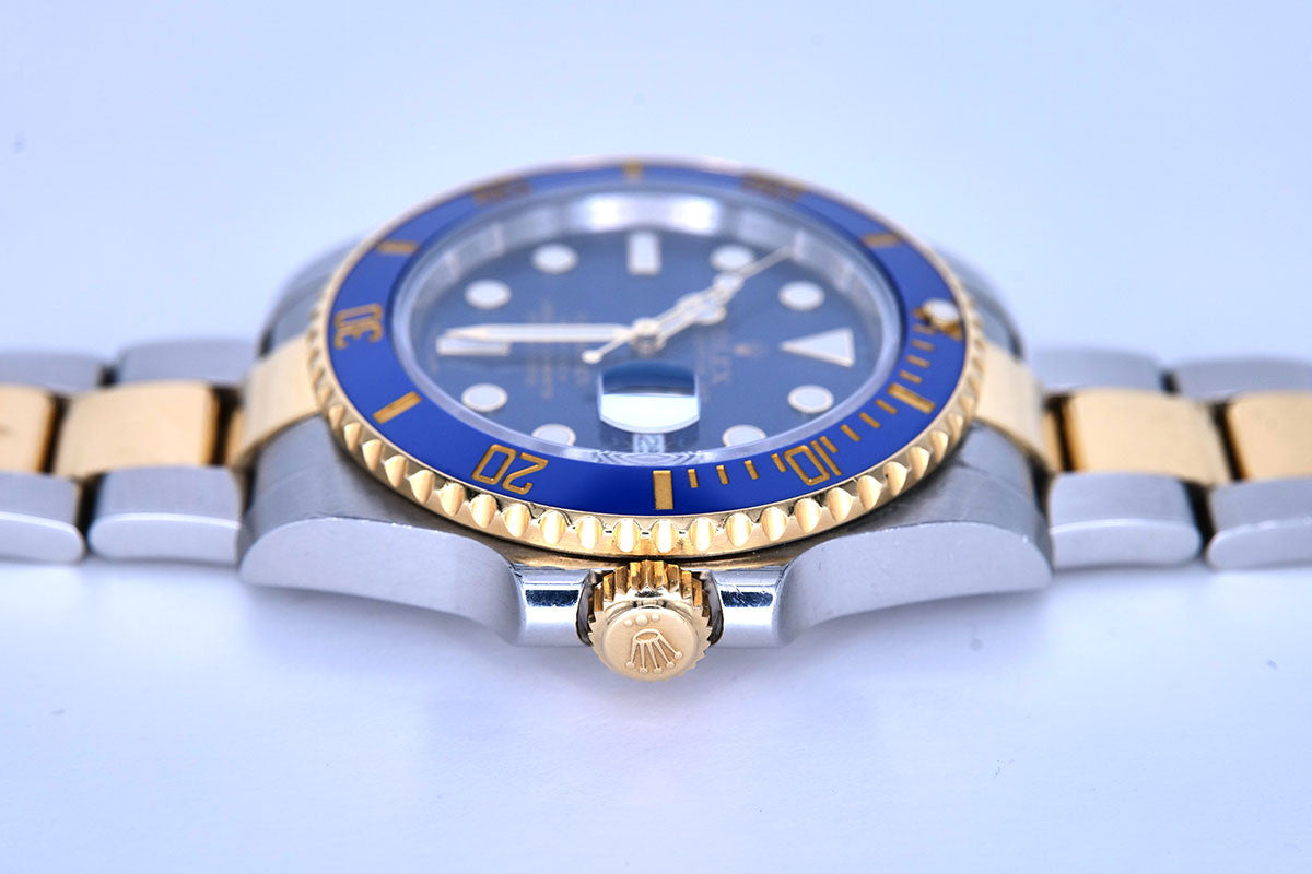 PRE-OWNED Rolex Submariner Blue Gold & Steel 116613LB