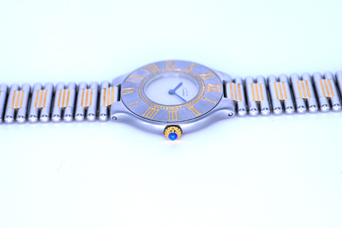 PRE-OWNED Cartier Must 21