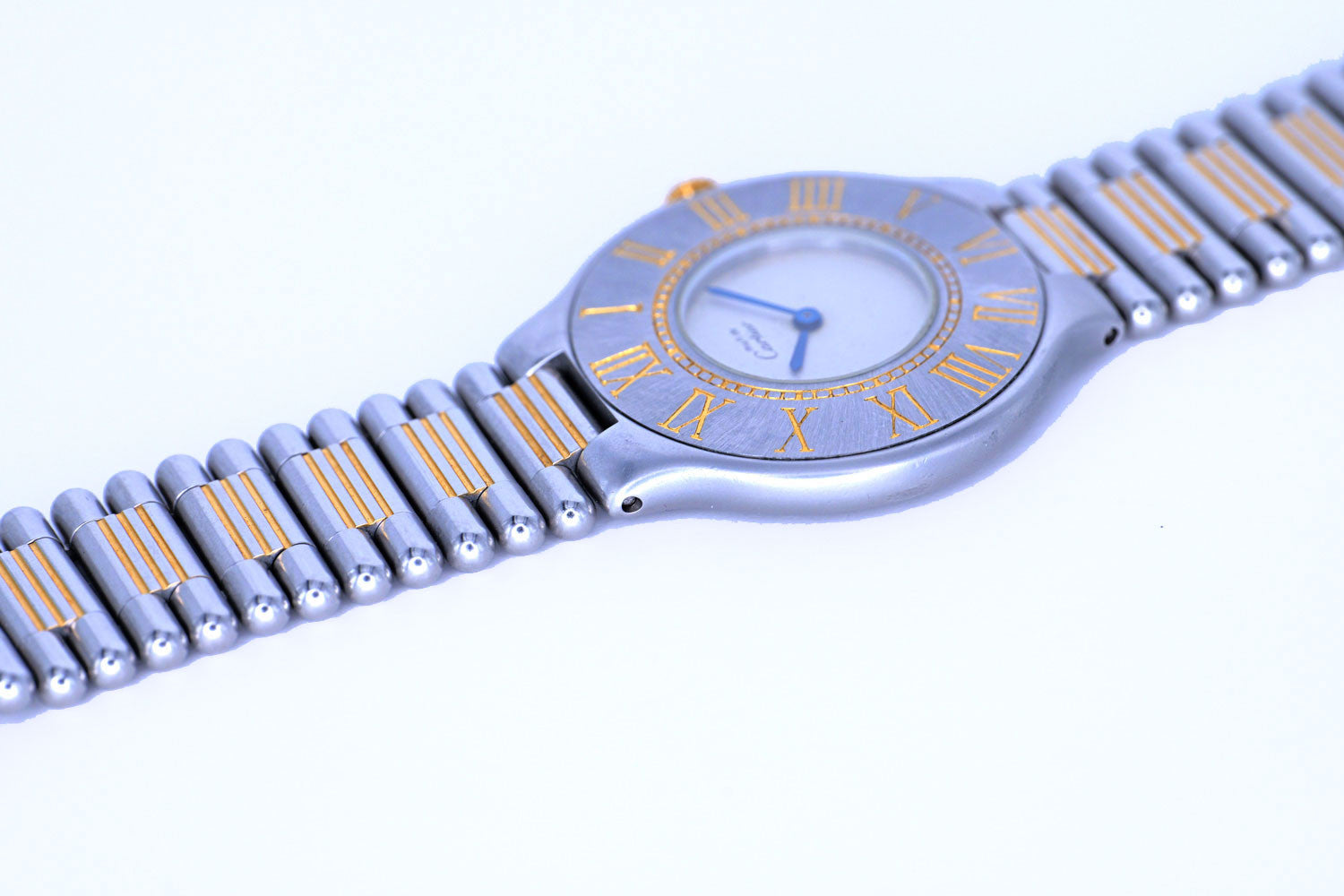 PRE-OWNED Cartier Must 21