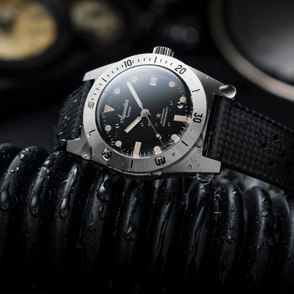 Aquastar Model 60 Re-edition Svart & Komplett Paket med Armband och Rem