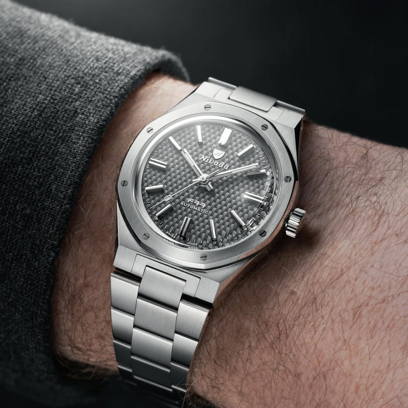 Nivada Grenchen F77 Titanium Anthracite