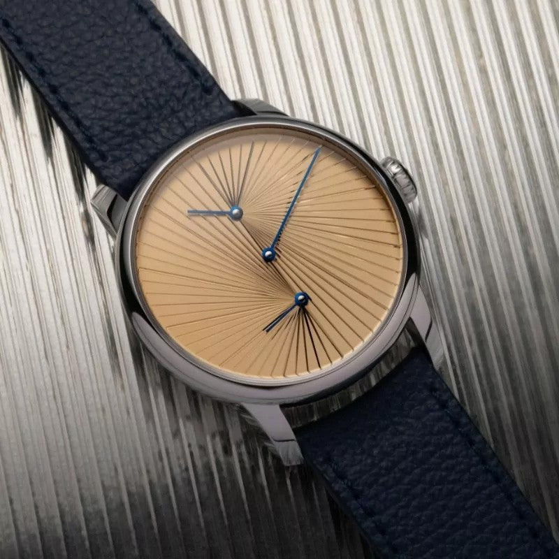 Louis Erard Le Régulateur Louis Erard x Atelier Oï 42mm 85237AA56BVA175