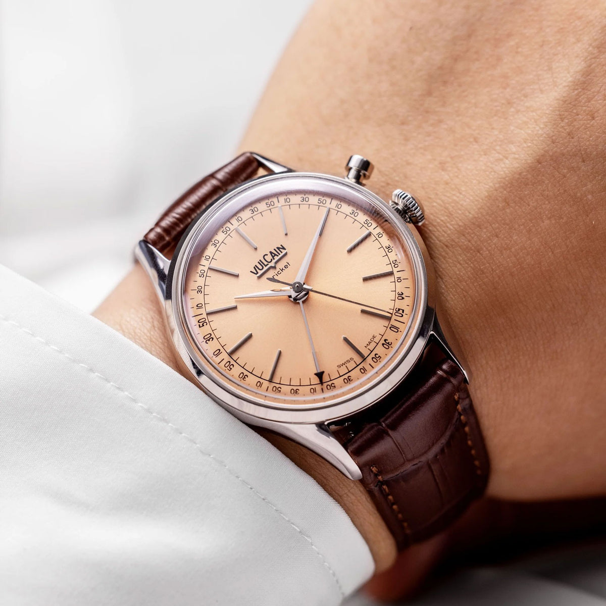 Vulcain President 39mm Pale Salmon & Brown Leather Strap 100273A80.BAC213