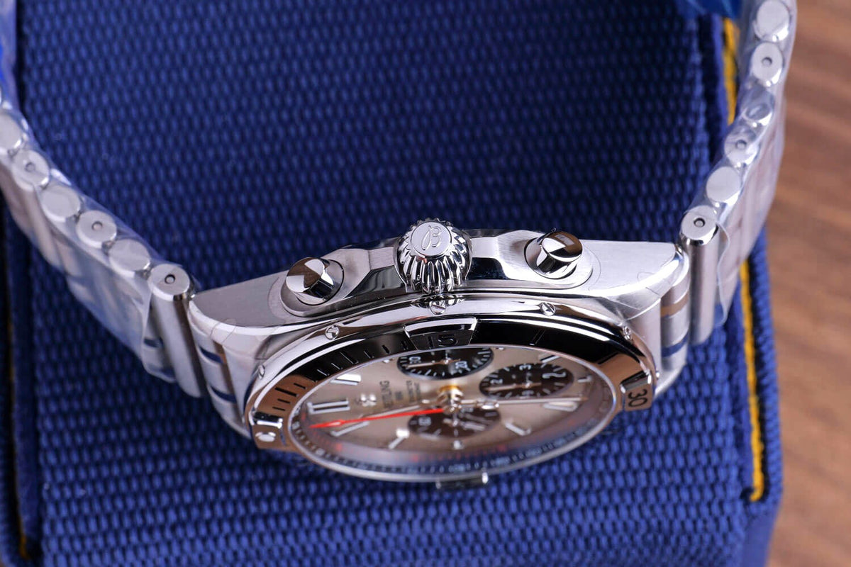 PRE-OWNED Breitling Chronomat 42mm AB0134