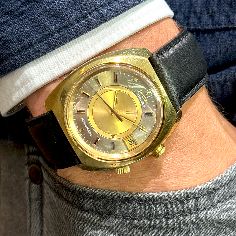 PRE-Owned Omega Seamaster Memomatic 166.072