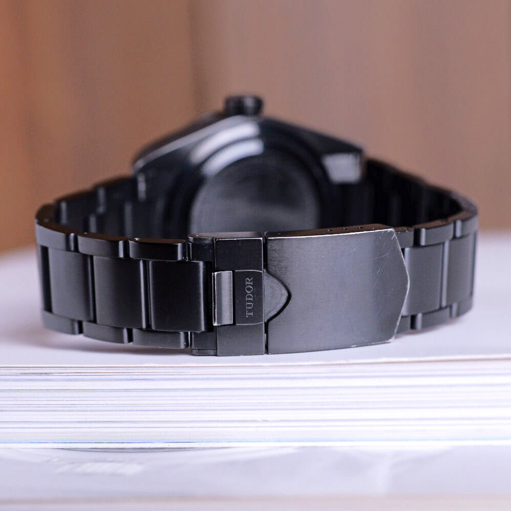 BEGAGNAD Tudor Heritage Black Bay Dark 79230DK