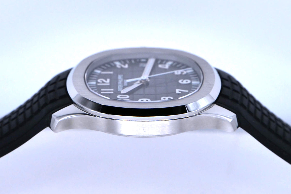 PRE-OWNED Patek Philippe Aquanaut Date 5167A-001