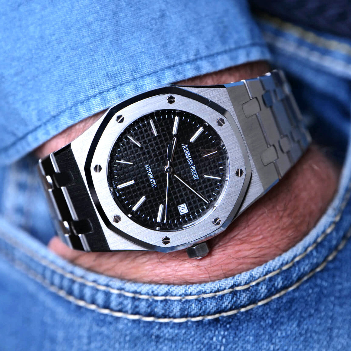 PRE-OWNED Audemars Piguet Royal Oak 15300ST.00.1220ST.03