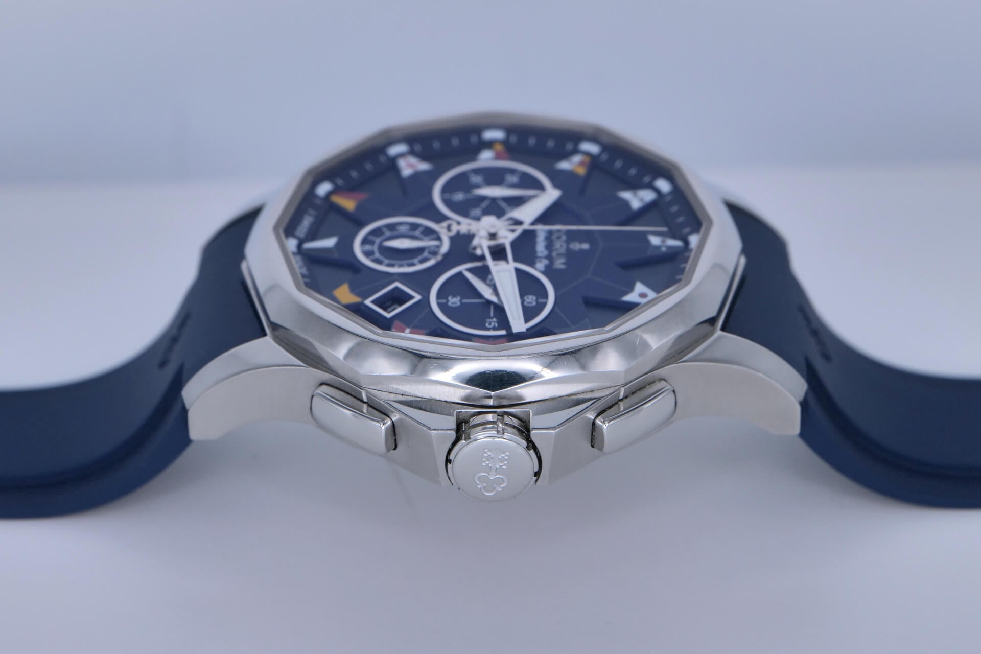 PRE-OWNED Corum Admirals Cup Legend 010096