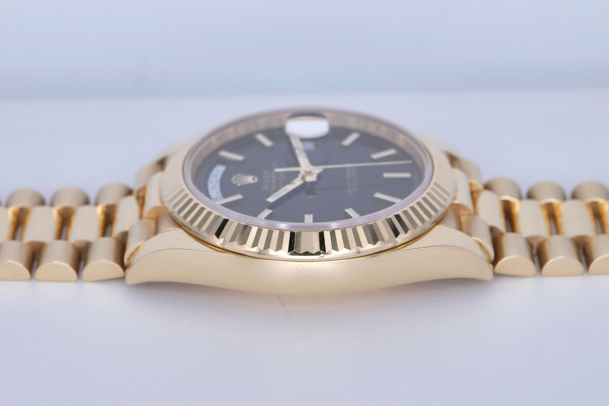 PRE-OWNED Rolex Day-Date 40 228238-0007