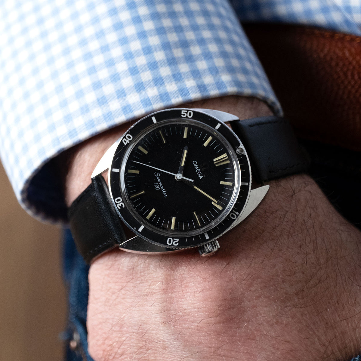 BEGAGNAD Omega Seamaster Svart & Stål Läderarmband 120 135.027