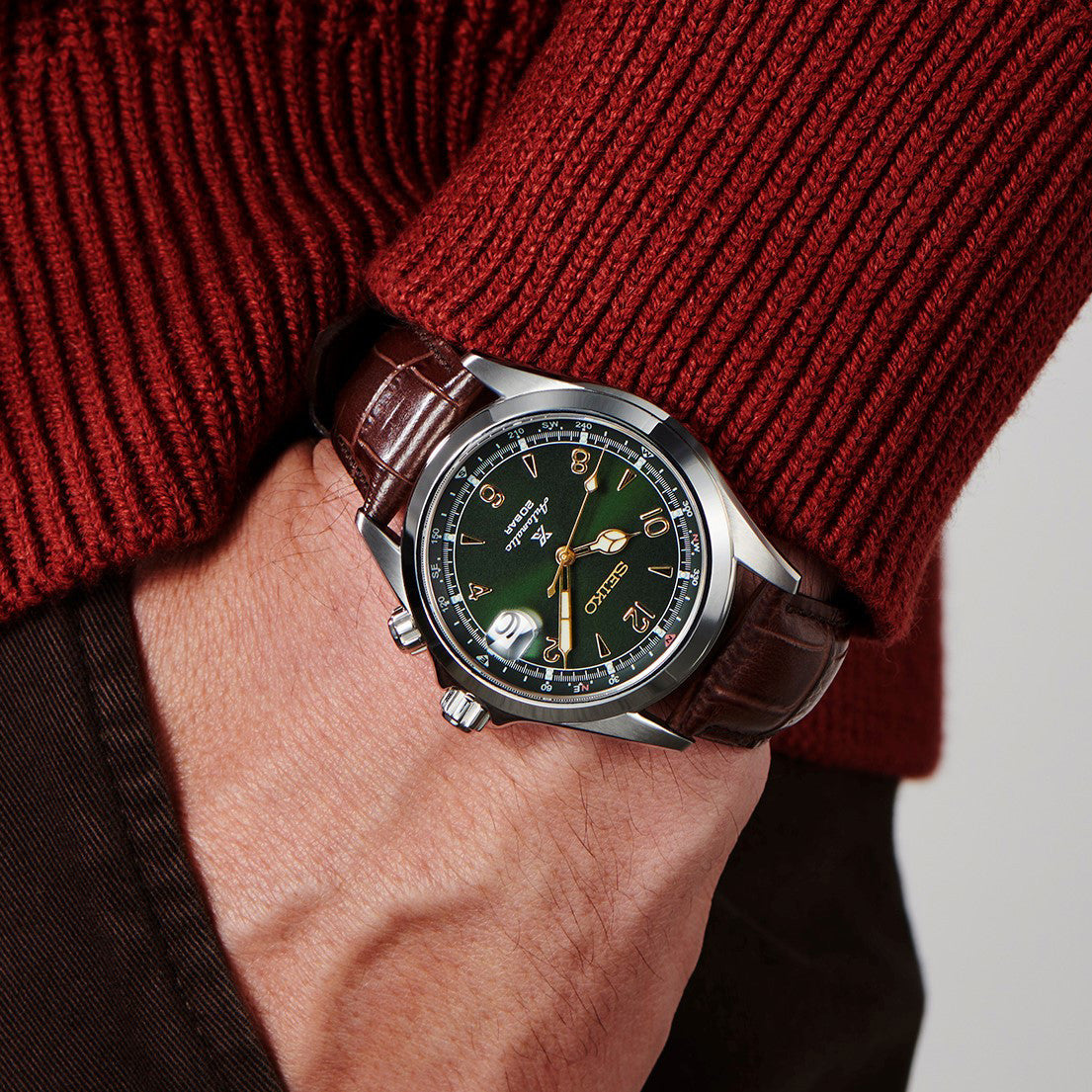 Seiko - Prospex 39.5 mm Automatic Green & Leather Strap SPB121J1