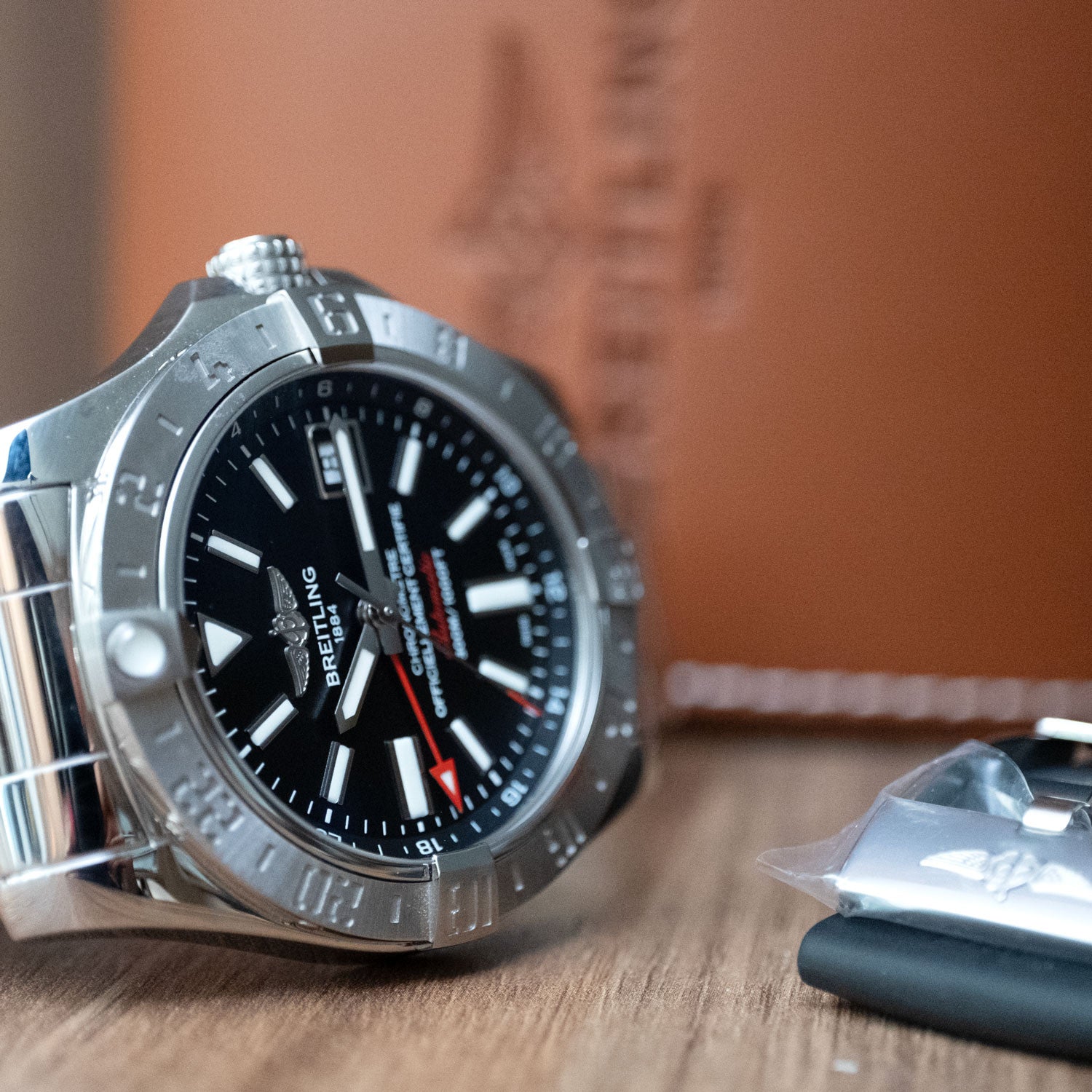 PRE-OWNED Breitling Avenger II GMT A3239011/BC35