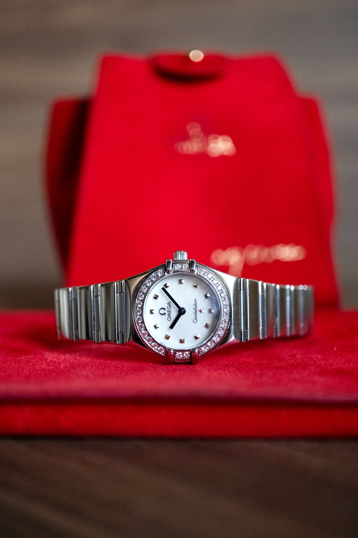 PRE-OWNED Omega Constellation Steel & Diamonds 1465.71.00
