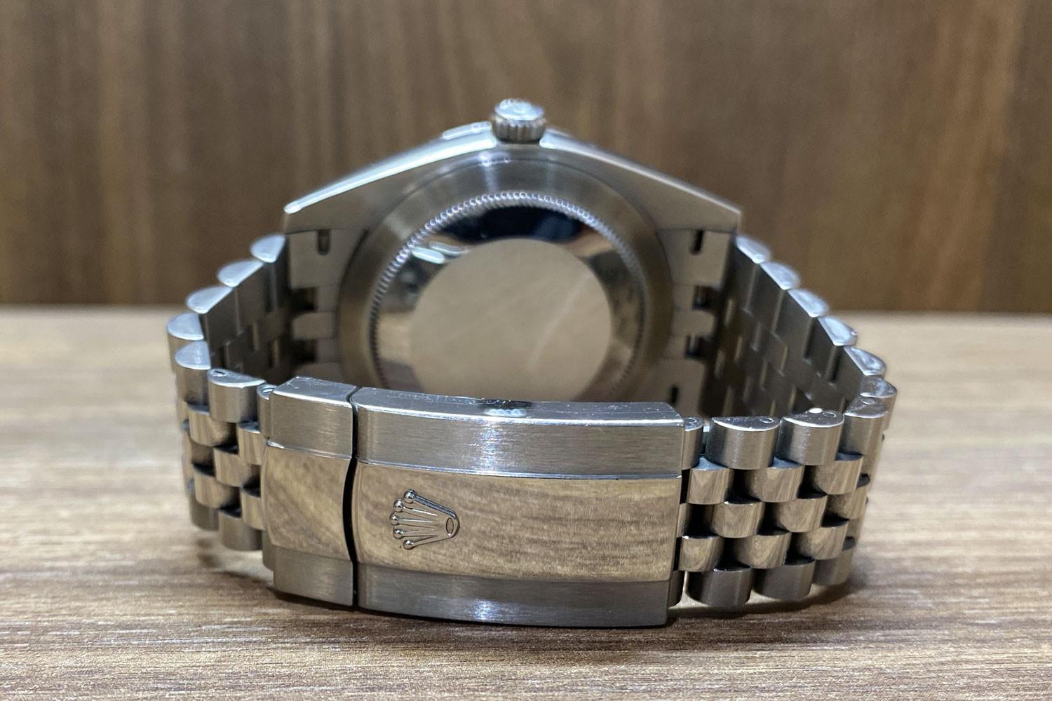 BEGAGNAD Rolex Datejust 126300 År 2019