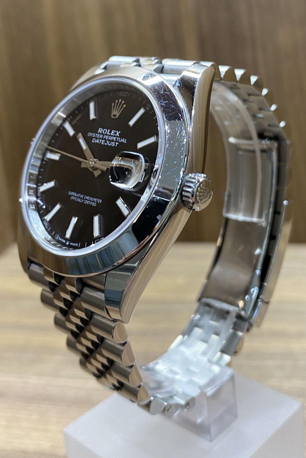 BEGAGNAD Rolex Datejust 126300 År 2019